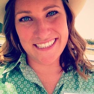 Meet your Posher, Melissa